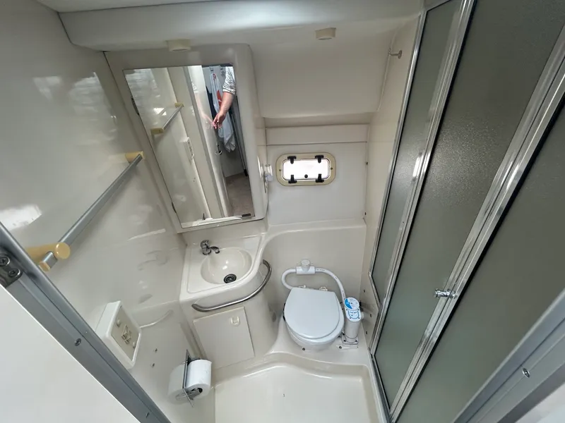 Slide: The Image of 2001 Bayliner  3258 - 7840472