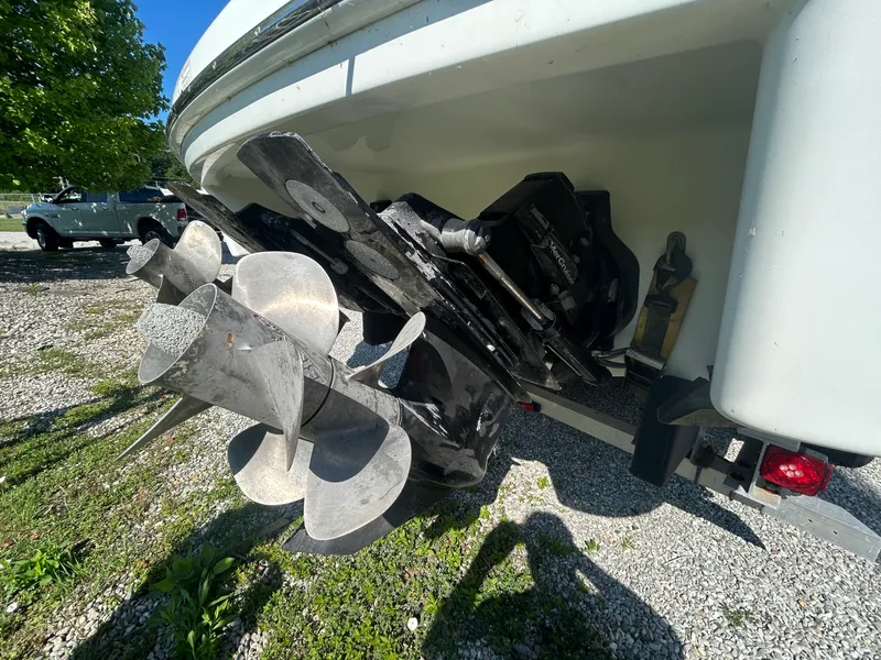 Slide: The Image of 2011 Formula 310 Sun Sport - 7840487