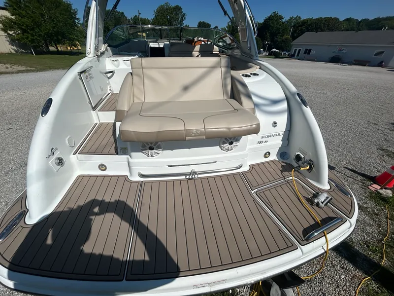 Slide: The Image of 2011 Formula 310 Sun Sport - 7840488