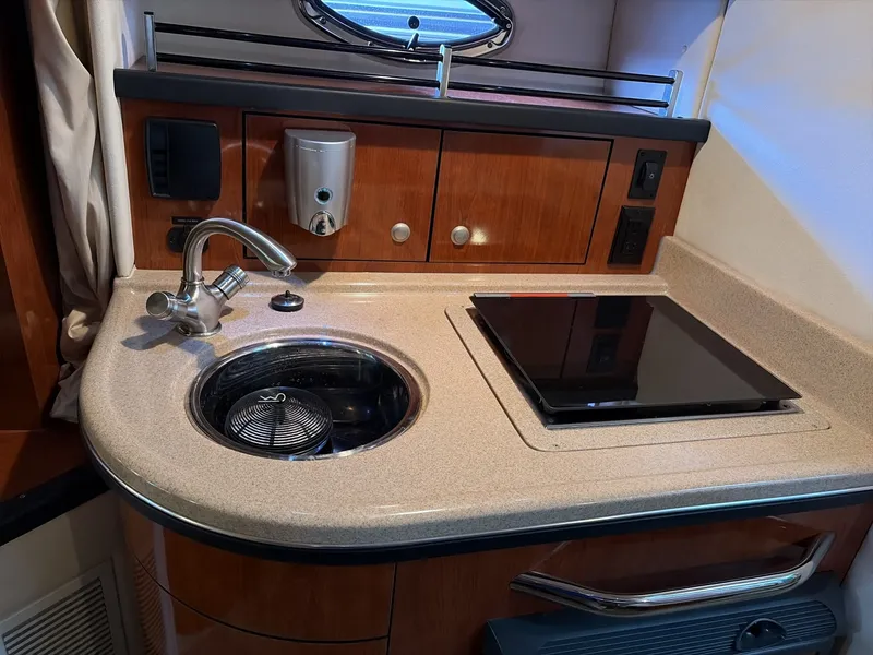 Slide: The Image of 2007 Sea Ray 290 Sundancer - 7840546