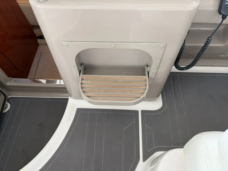 Slide: The Image of 2007 Sea Ray 290 Sundancer - 7840559