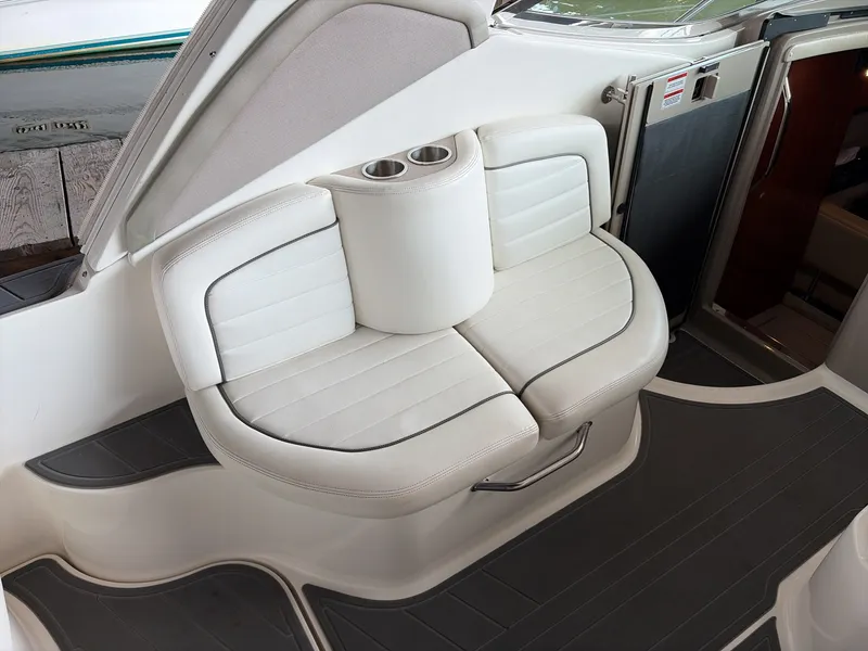 Slide: The Image of 2007 Sea Ray 290 Sundancer - 7840539