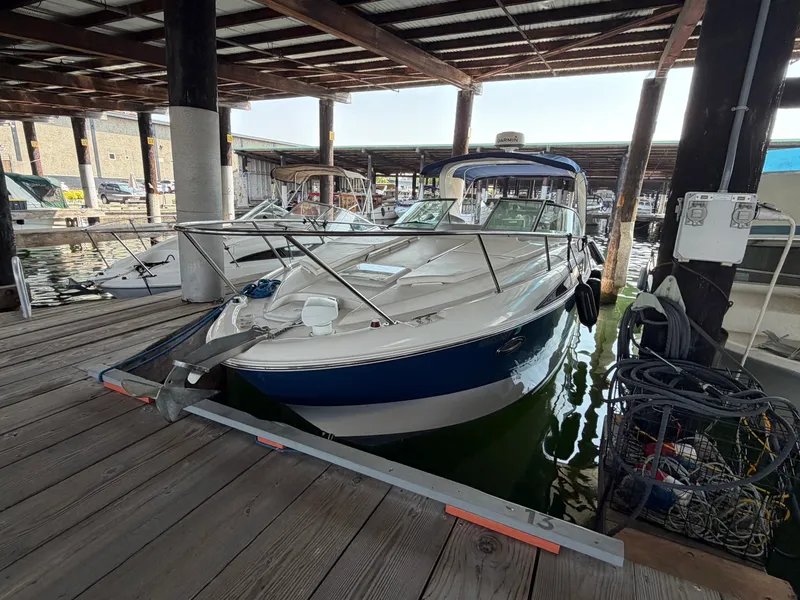 The Image of 2012 Bayliner 315 SB - 7840566