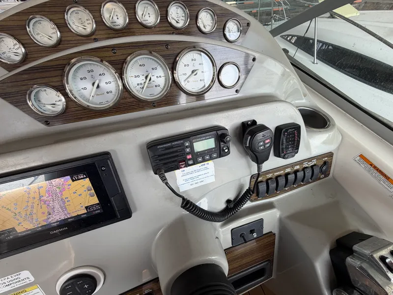 Slide: The Image of 2012 Bayliner 315 SB - 7840576