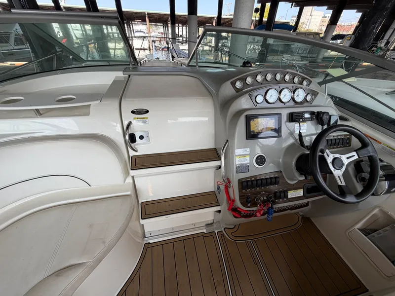 Slide: The Image of 2012 Bayliner 315 SB - 7840573