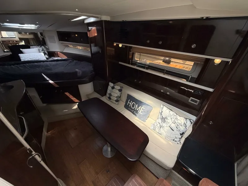 Slide: The Image of 2015 Sea Ray 330 Sundancer - 7840655