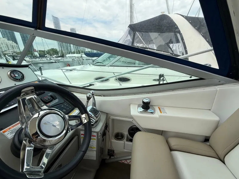 Slide: The Image of 2015 Sea Ray 330 Sundancer - 7840639
