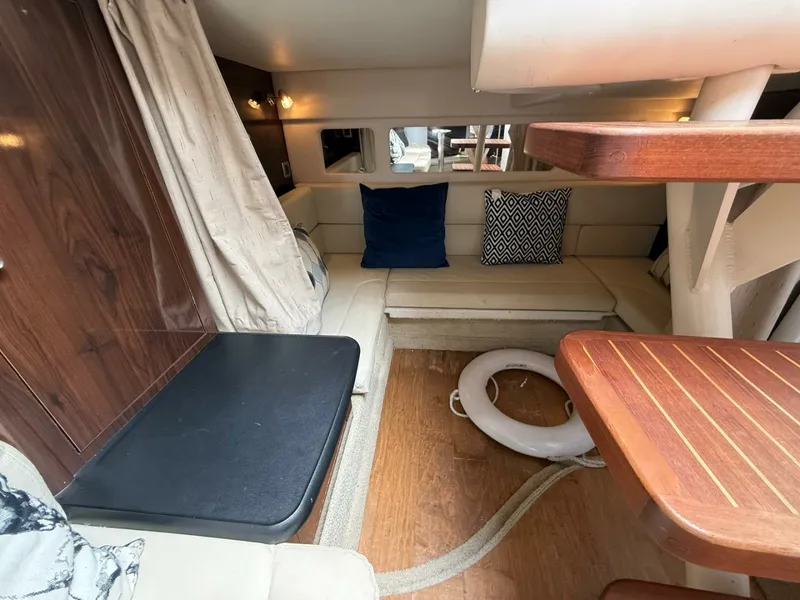 Slide: The Image of 2015 Sea Ray 330 Sundancer - 7840679