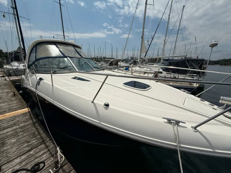 Slide: The Image of 2015 Sea Ray 330 Sundancer - 7840622