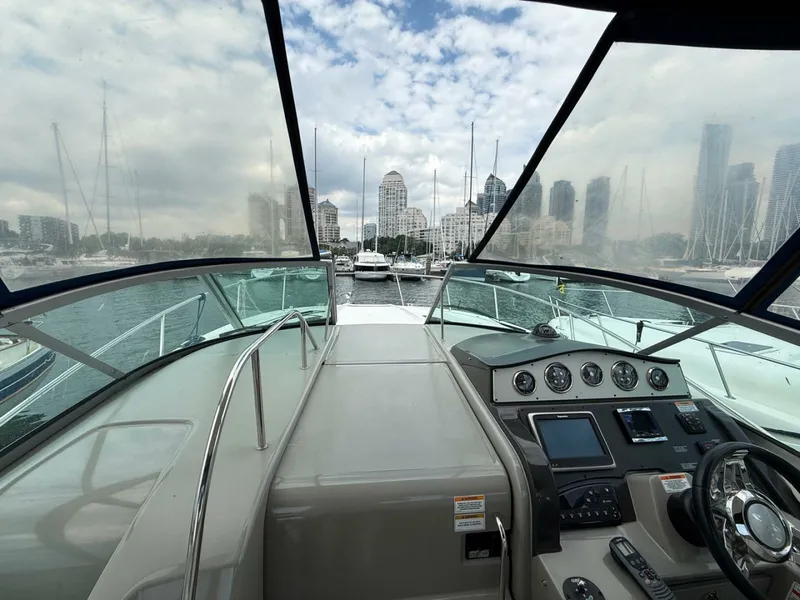 Slide: The Image of 2015 Sea Ray 330 Sundancer - 7840653