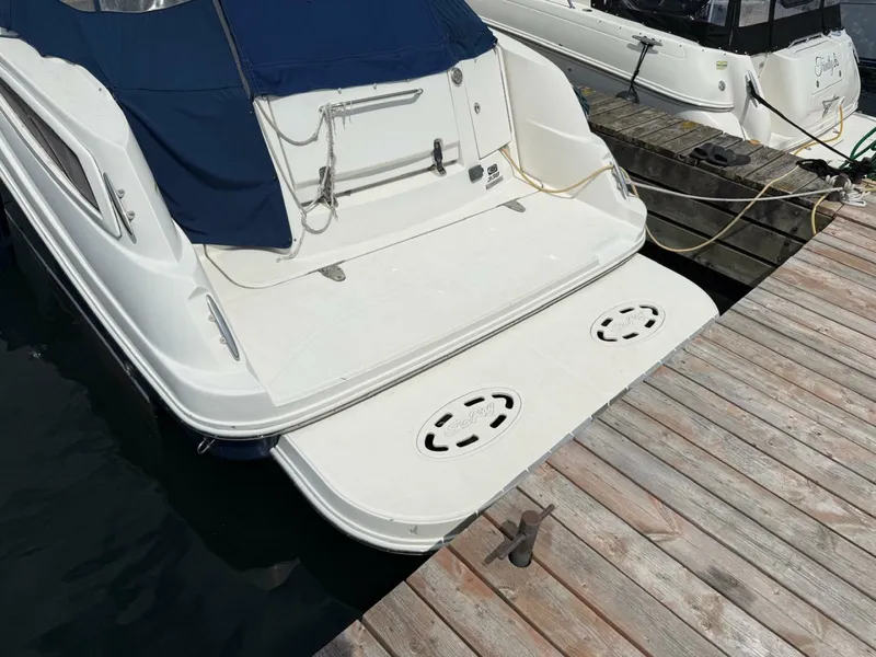 Slide: The Image of 2015 Sea Ray 330 Sundancer - 7840628