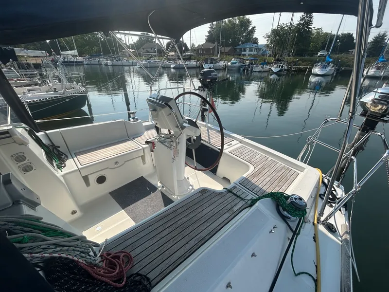 Slide: The Image of 2008 Beneteau Oceanis 310 - 7840750