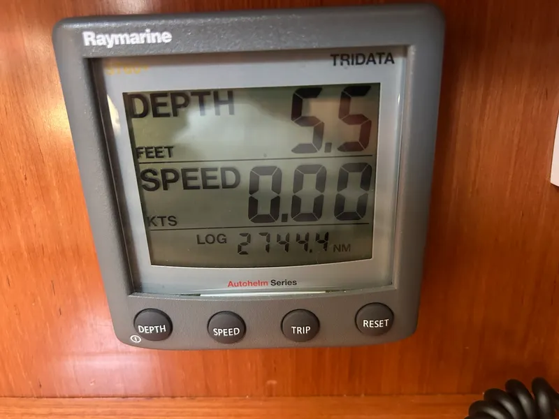 Slide: The Image of 2008 Beneteau Oceanis 310 - 7840800