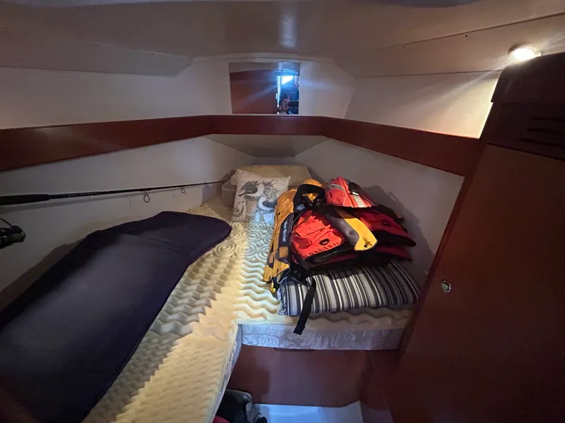 Slide: The Image of 2008 Beneteau Oceanis 310 - 7840770