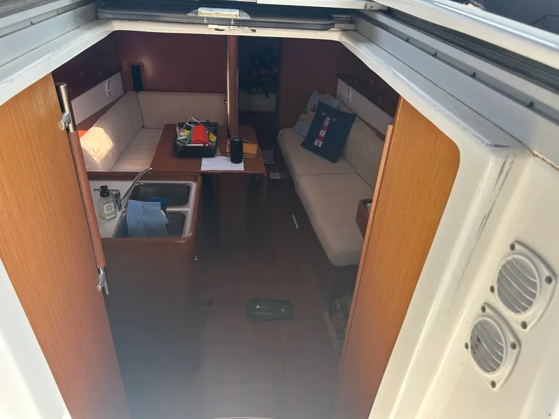 Slide: The Image of 2008 Beneteau Oceanis 310 - 7840762
