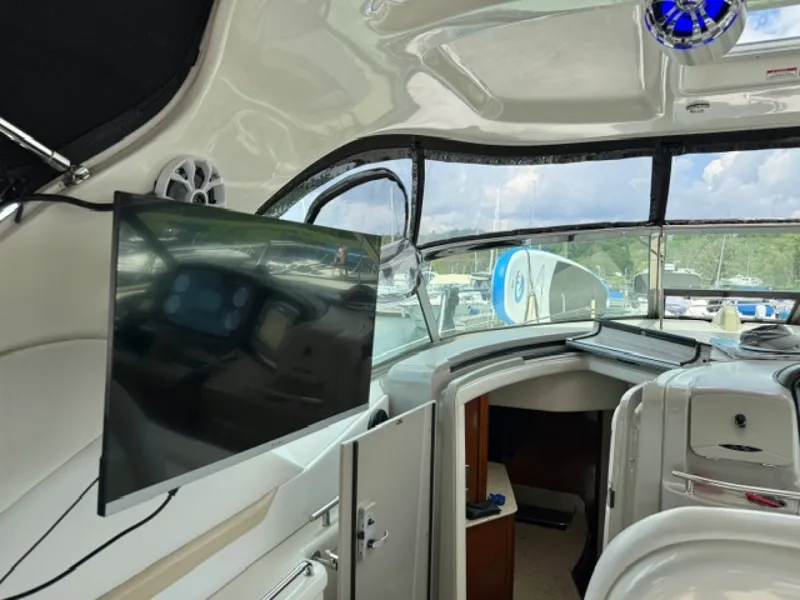 Slide: The Image of 2008 Sea Ray 38 Sundancer - 7840833