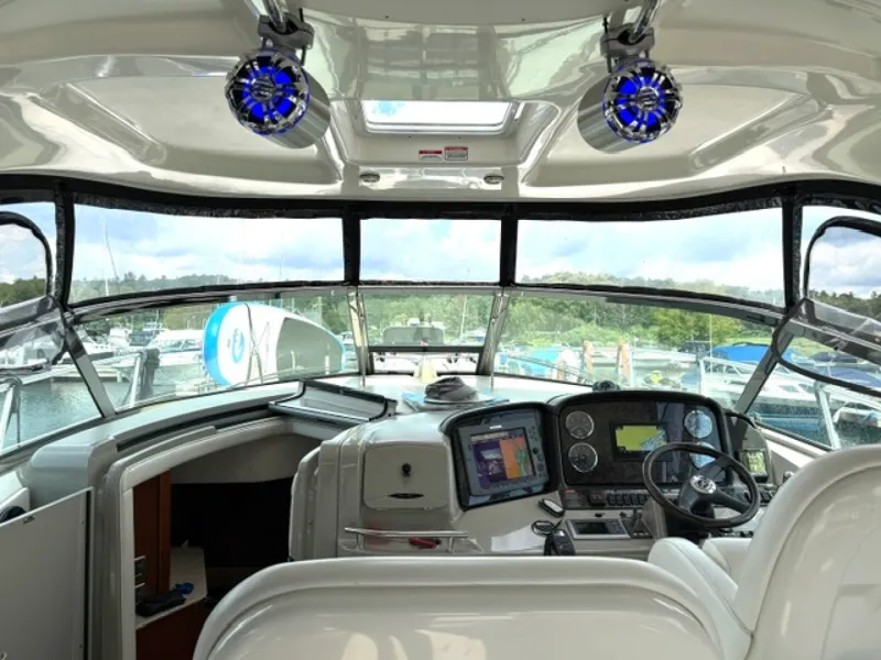 Slide: The Image of 2008 Sea Ray 38 Sundancer - 7840834