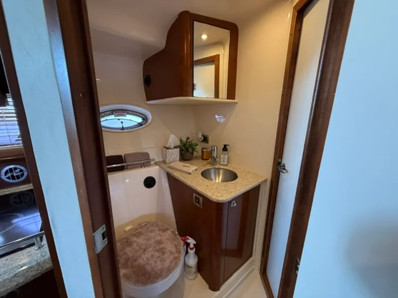 Slide: The Image of 2008 Sea Ray 38 Sundancer - 7840857