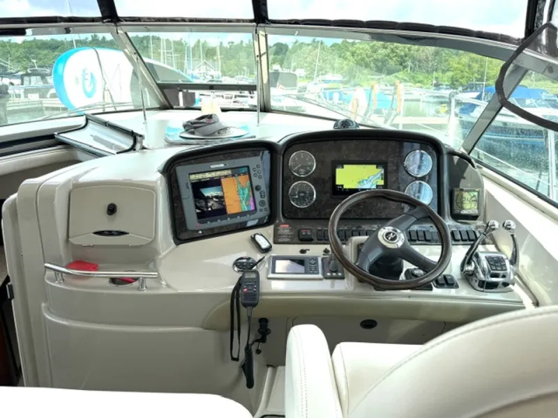 Slide: The Image of 2008 Sea Ray 38 Sundancer - 7840836