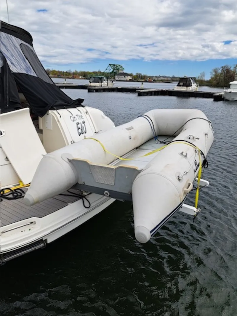 Slide: The Image of 2008 Sea Ray 38 Sundancer - 7840865