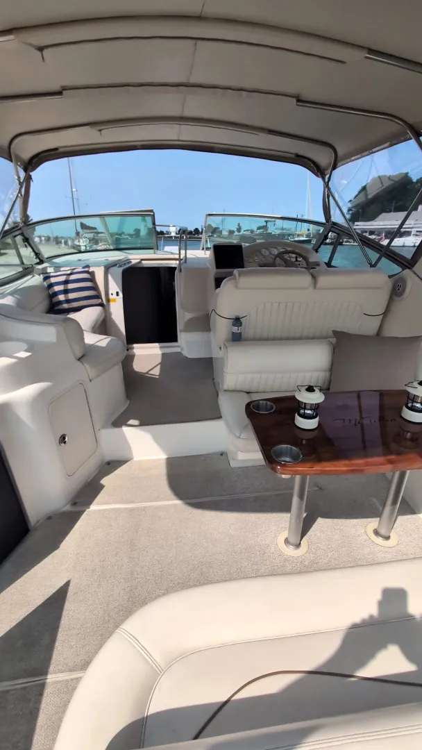 Slide: The Image of 1990 Cruisers Yachts 3375 - 7840967