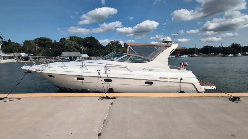 Slide: The Image of 1990 Cruisers Yachts 3375 - 7840959
