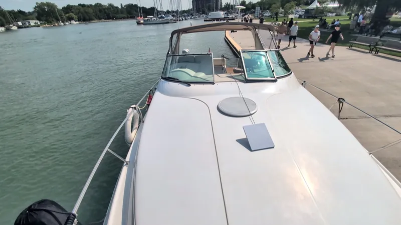Slide: The Image of 1990 Cruisers Yachts 3375 - 7840961