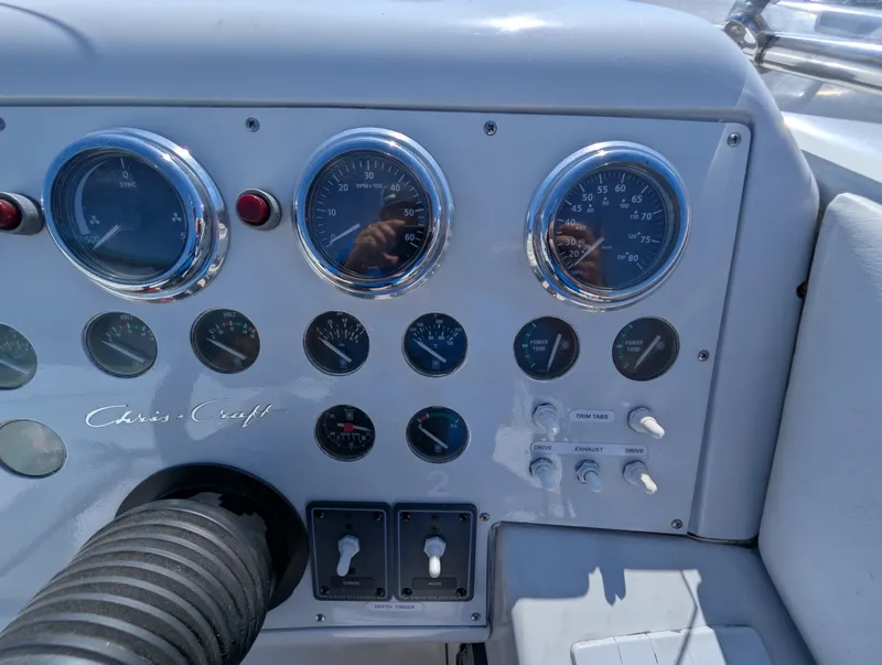 Slide: The Image of 1988 Chris Craft 375 Stinger - 7841049