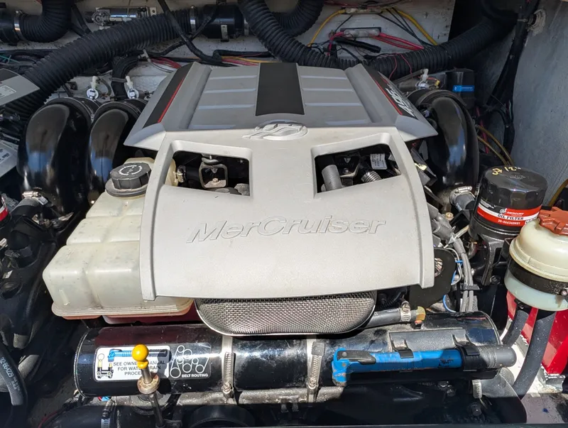 Slide: The Image of 1988 Chris Craft 375 Stinger - 7841062
