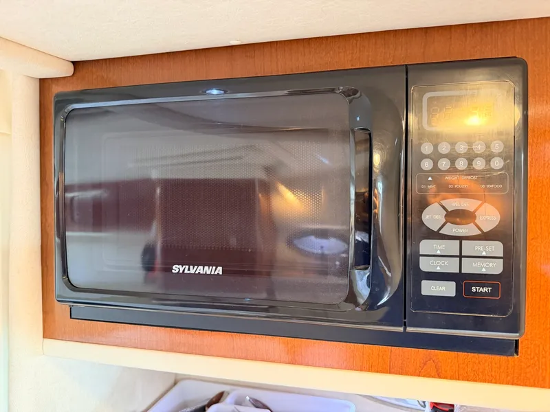 Slide: The Image of 2008 Sea Ray 290 Sundancer - 7841195