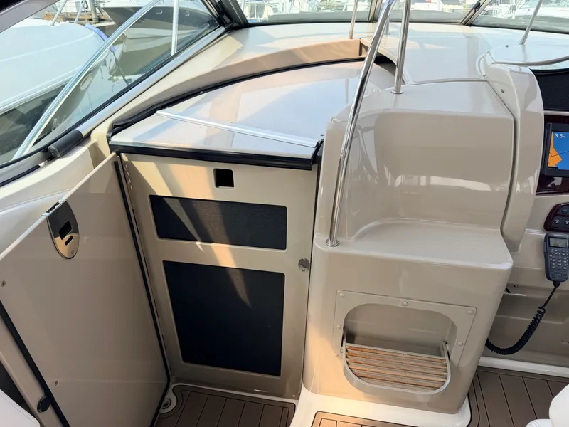 Slide: The Image of 2008 Sea Ray 290 Sundancer - 7841165