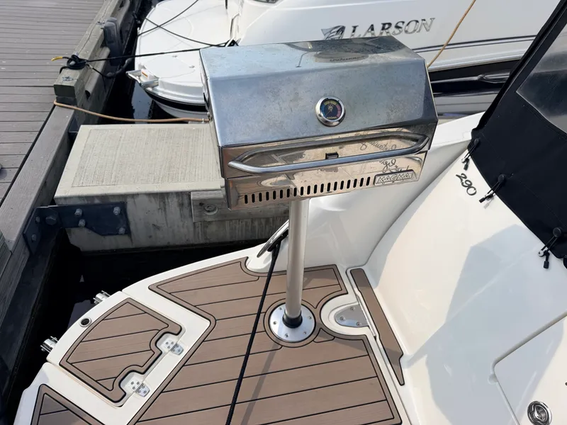 Slide: The Image of 2008 Sea Ray 290 Sundancer - 7841144