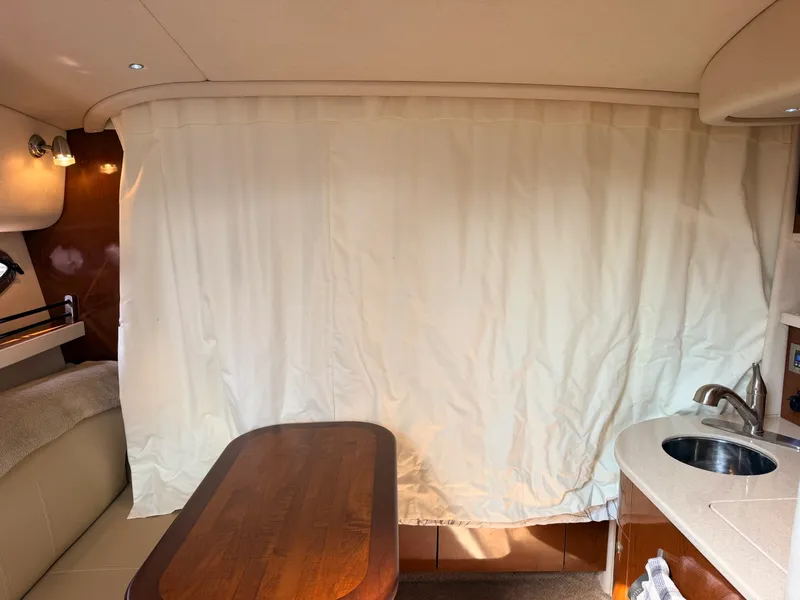 Slide: The Image of 2008 Sea Ray 290 Sundancer - 7841207