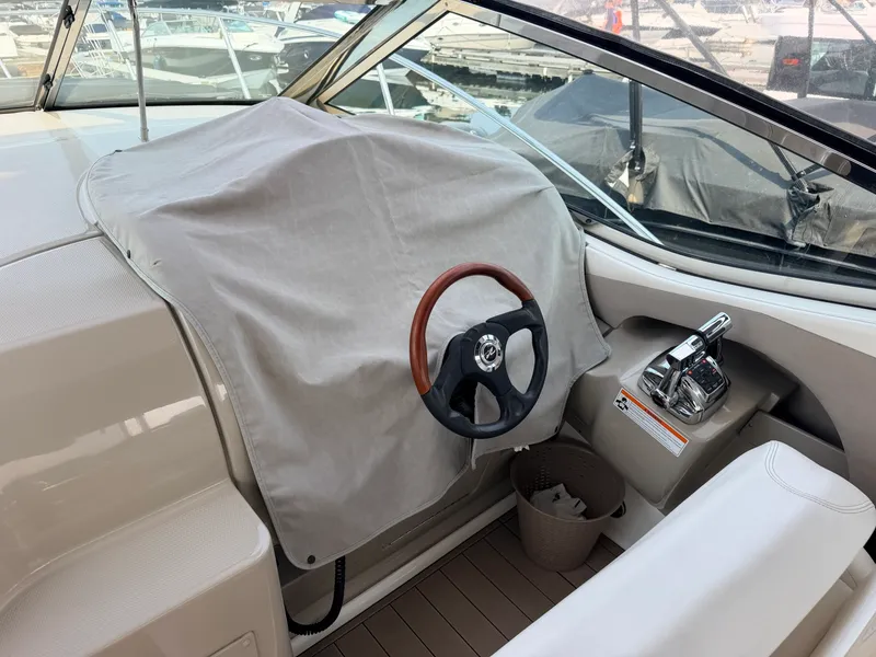 Slide: The Image of 2008 Sea Ray 290 Sundancer - 7841162
