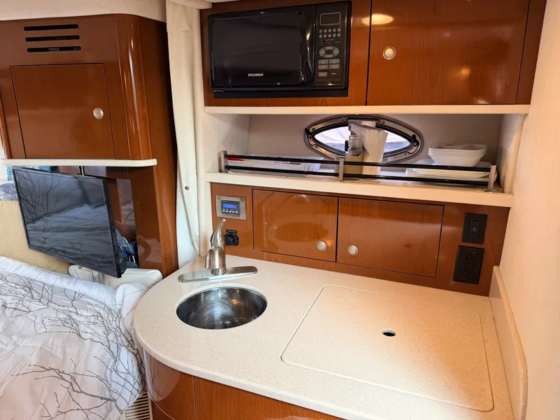 Slide: The Image of 2008 Sea Ray 290 Sundancer - 7841194