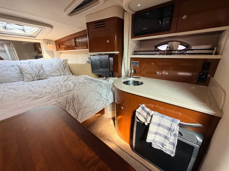 Slide: The Image of 2008 Sea Ray 290 Sundancer - 7841192