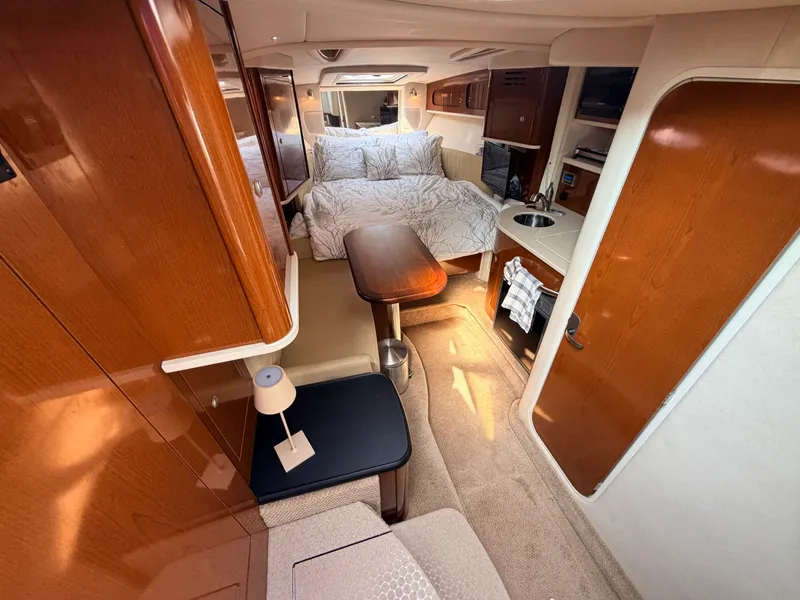 Slide: The Image of 2008 Sea Ray 290 Sundancer - 7841189