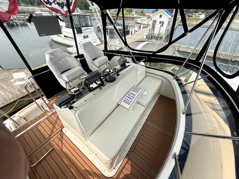 Slide: The Image of 1989 Tiara Yachts 3600 Convertible - 7841243