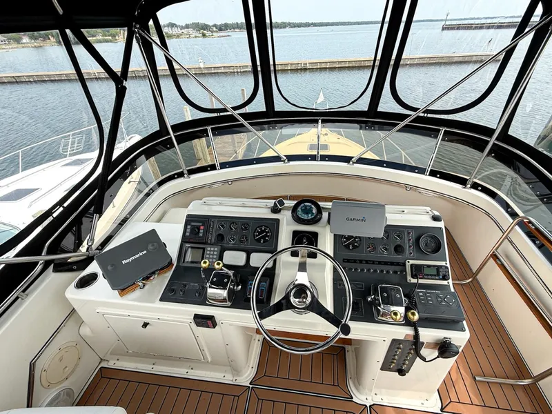Slide: The Image of 1989 Tiara Yachts 3600 Convertible - 7841246
