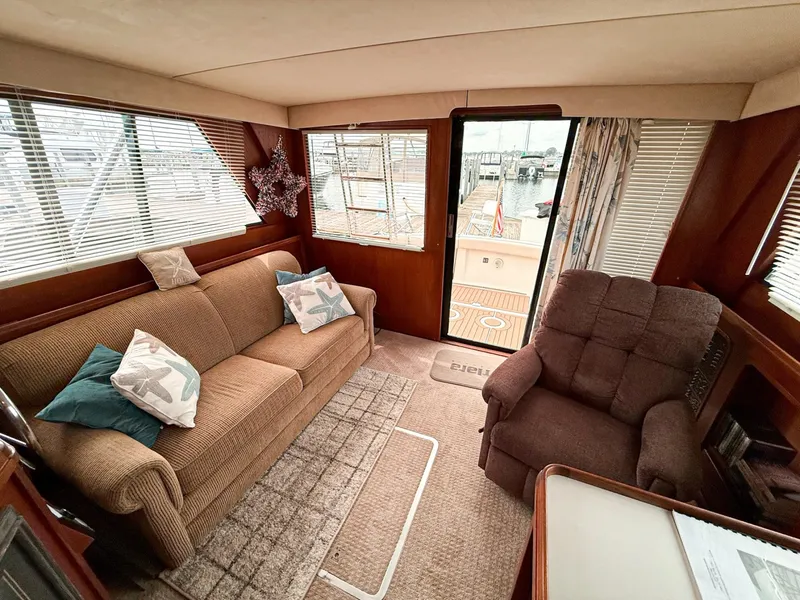 Slide: The Image of 1989 Tiara Yachts 3600 Convertible - 7841258