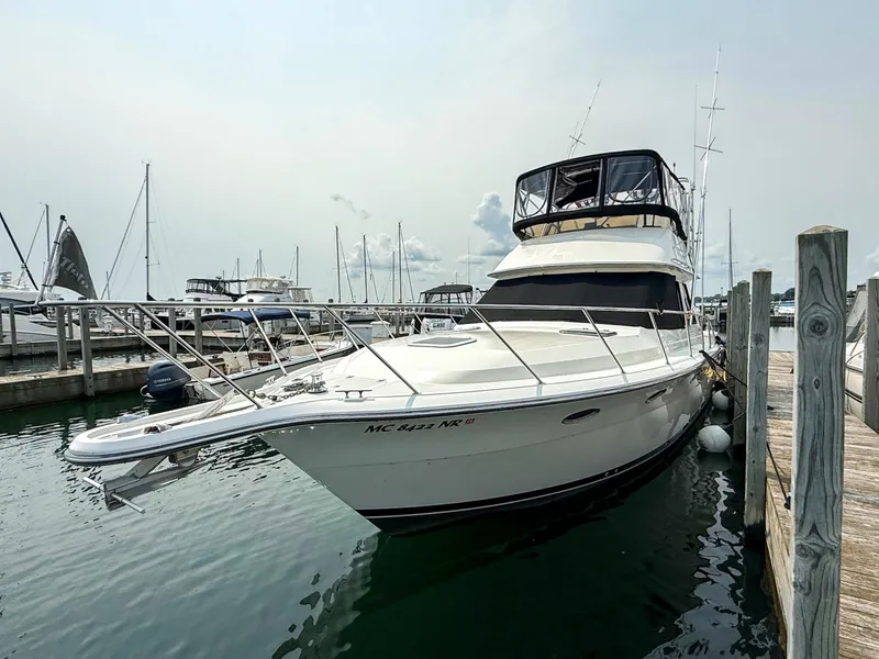 Slide: The Image of 1989 Tiara Yachts 3600 Convertible - 7841230