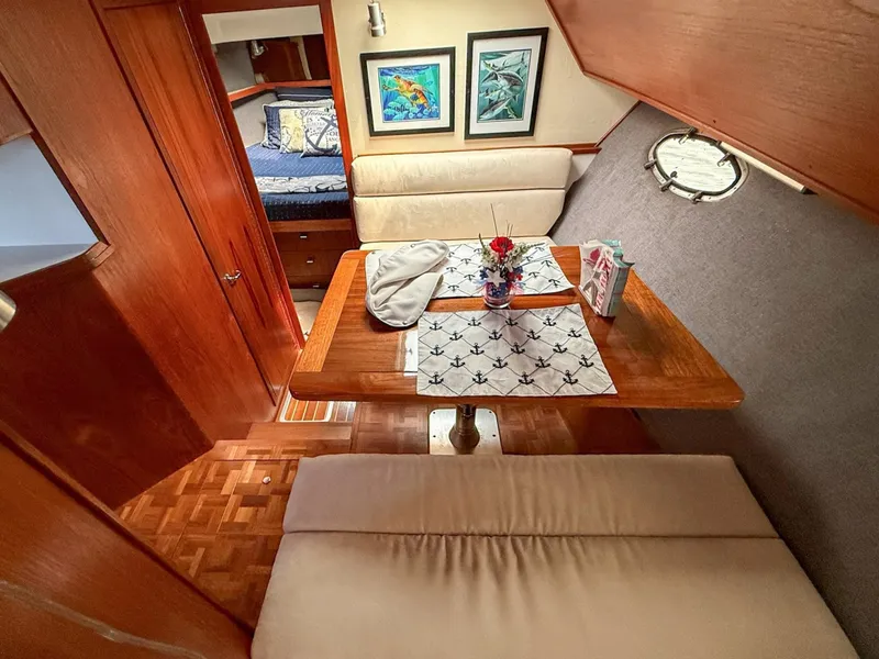 Slide: The Image of 1989 Tiara Yachts 3600 Convertible - 7841267