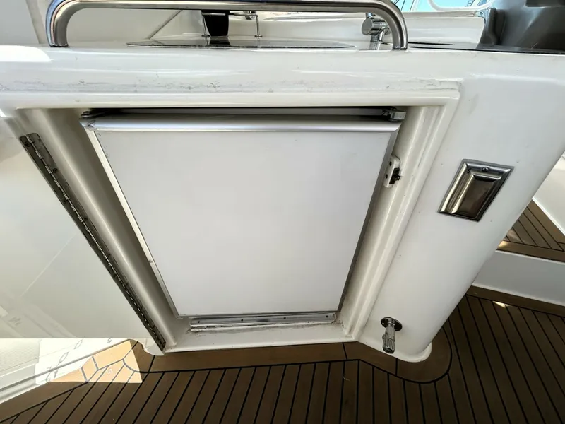 Slide: The Image of 2007 Cruisers Yachts 455 - 7841291