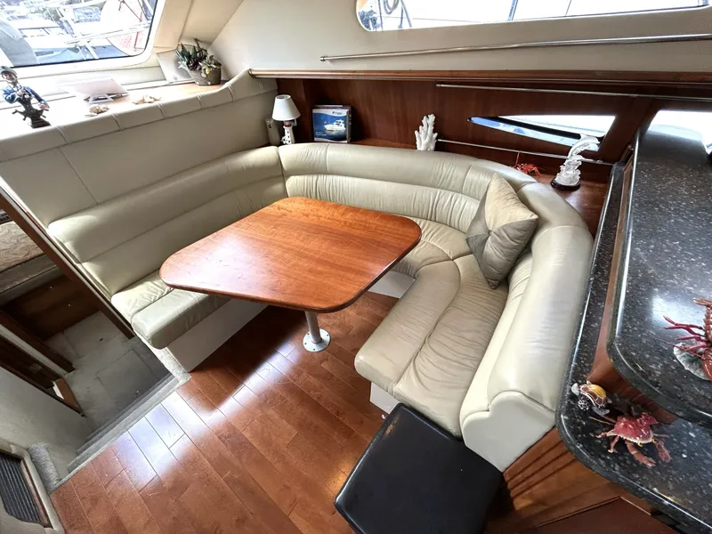 Slide: The Image of 2007 Cruisers Yachts 455 - 7841303
