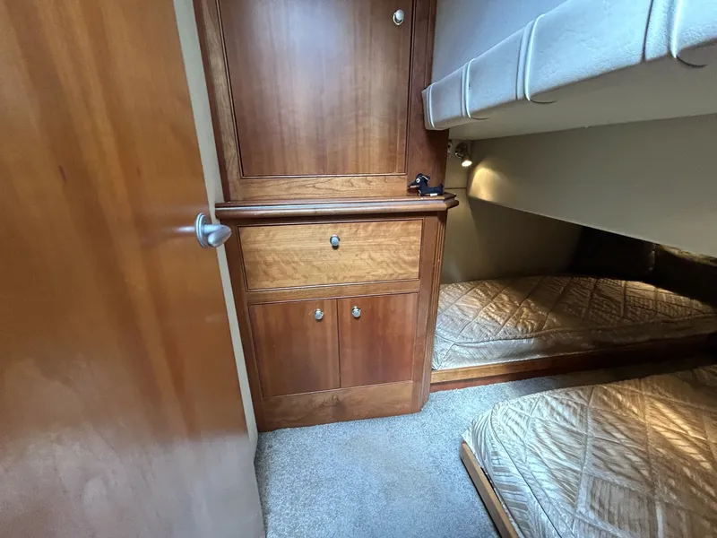 Slide: The Image of 2007 Cruisers Yachts 455 - 7841322