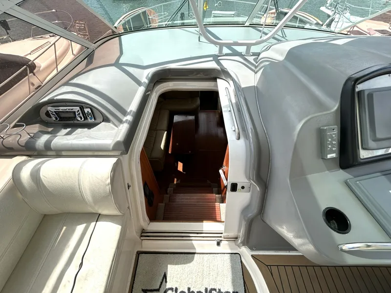 Slide: The Image of 2007 Cruisers Yachts 455 - 7841301