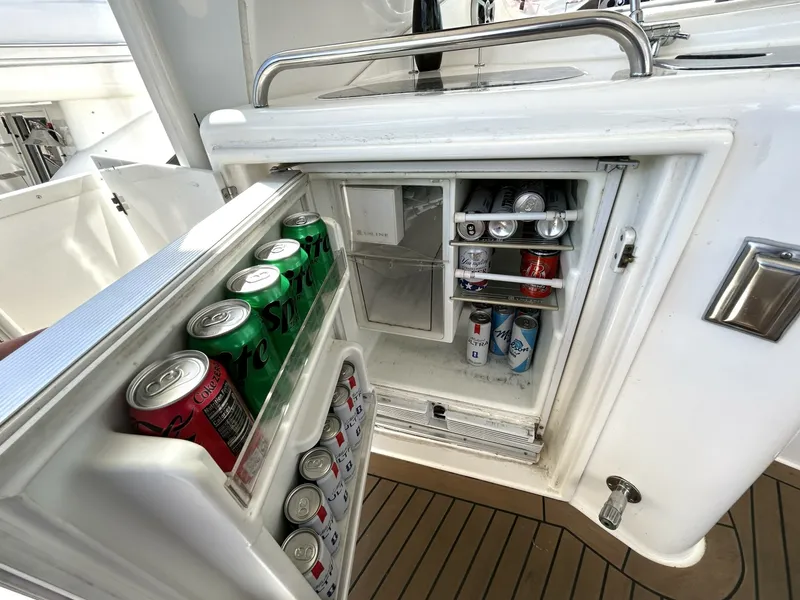 Slide: The Image of 2007 Cruisers Yachts 455 - 7841292