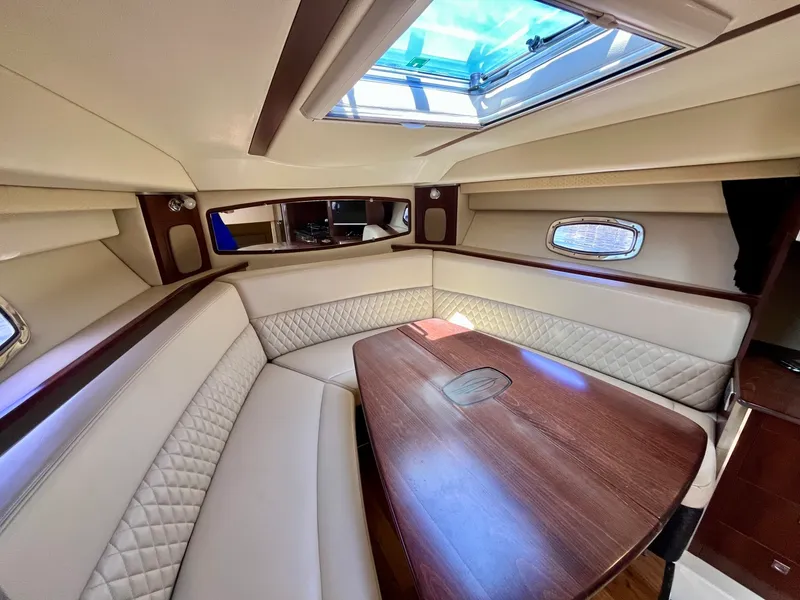 Slide: The Image of 2012 Chaparral 330 Signature - 7841371