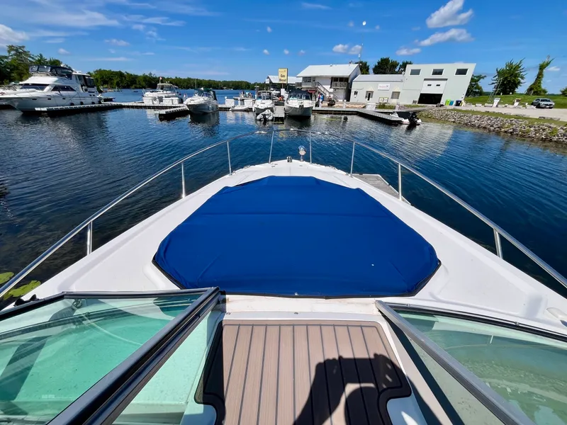 Slide: The Image of 2012 Chaparral 330 Signature - 7841361
