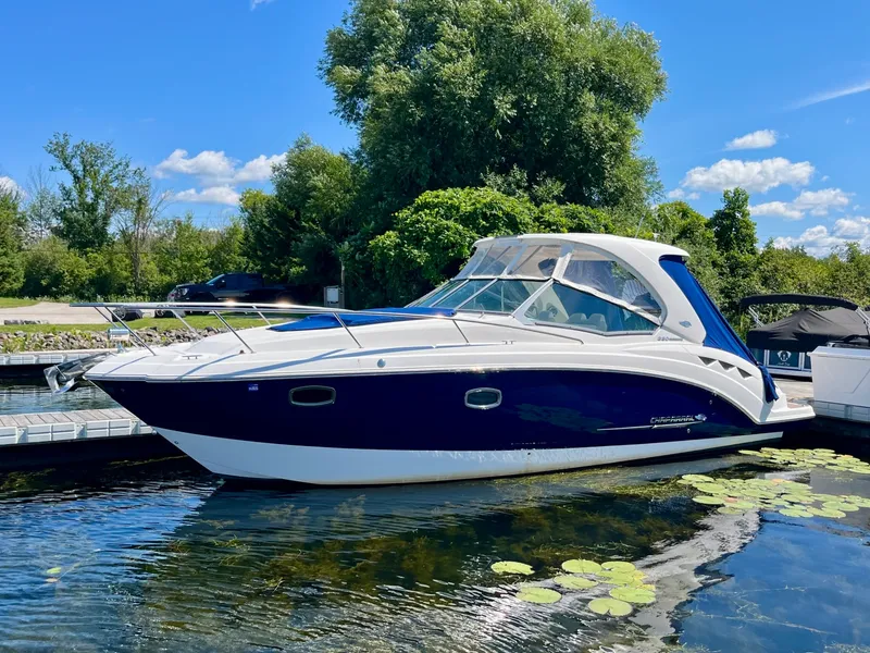 The Image of 2012 Chaparral 330 Signature - 7841338
